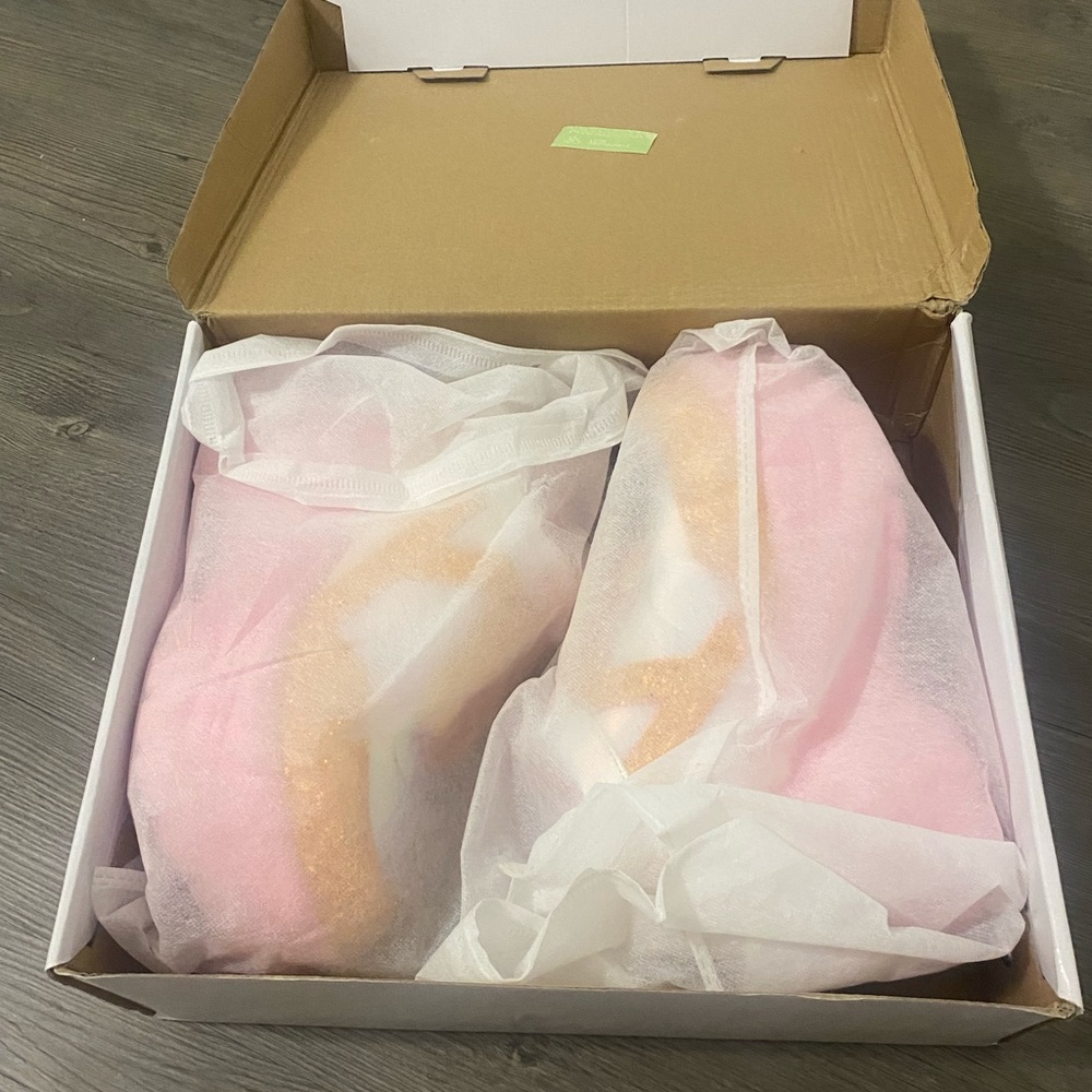 NIB YRU Matrixx Pink Glitter Platform Sneakers - Picture 2 of 9